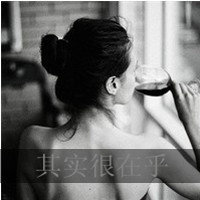 伤感头像女生带字黑白