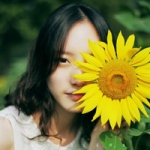 QQ头像带花的唯美清新女头图片