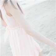 干净清新的真人唯美女头半身图片