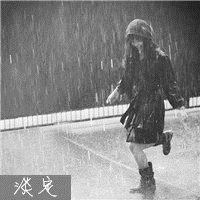 雨中头像女生