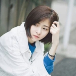 白色思念伤感女头图片