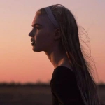 日落夕阳侧脸欧美风女头图片