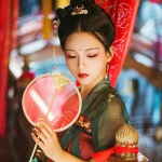 红唇高冷古风女头图片