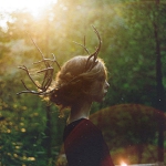 意境森系鹿角女头图片