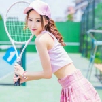可爱温柔迷人的网球少女头像图片