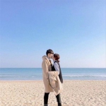 清新甜蜜亲吻海边情头图片