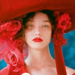 时尚大红色复古女头图片