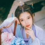 治愈系古风安静女头图片