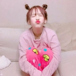 可爱嘟嘴单纯女孩子头像图片