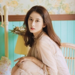 成熟伤感美女头像图片