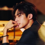 成熟沉稳帅气侧脸男头图片