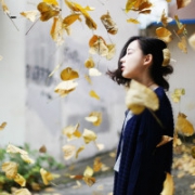 qq女头唯美伤感失落图片