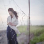 唯美意境远景女生头像图片