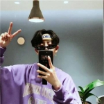 男生微信帅气拿手机头像图片