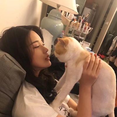 头像女生唯美伤感图片