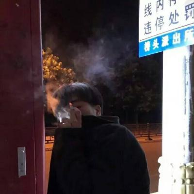 酷酷的头像男真人