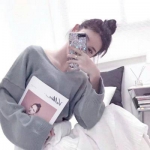 女生头像扎丸子头时尚高清图片