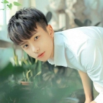 唯美阳光帅气头像男生