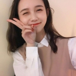 清纯可爱真人女生头像卖萌图片