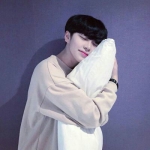 男生头像真人阳光帅气