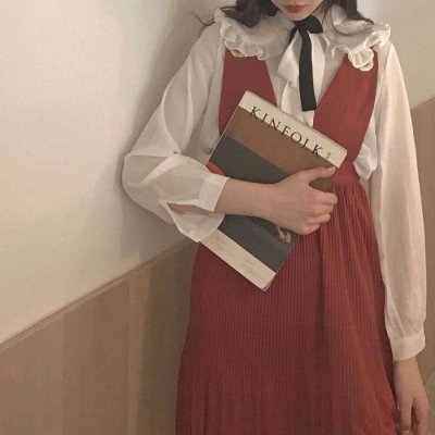 QQ头像红色系女头