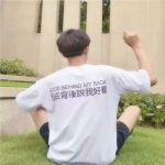 简约情头一男一女两张分开图片