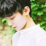 干净阳光帅气男生头像图片