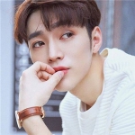 男头阳光帅气男孩图片