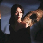 冷酷的特有气质美女头像图片