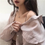 露锁骨的冷艳霸气女头