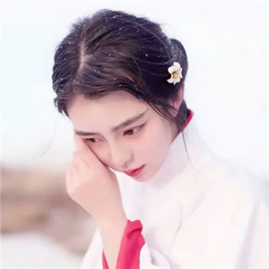 伤感头像女生侧脸背影