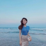 漂亮的小清新蓝色系女头图片