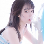 微信极致的简约干净时尚女生头像