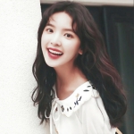 气质温婉的美女微信图片