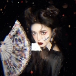 女生暗黑系很酷的真人高清头像图片