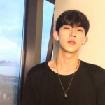 帅气好看高清的五官清晰头像男