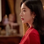 红色系高清唯美的女头图片