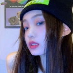 2024好看高清的原宿风时尚QQ女头图片