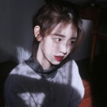 清新氛围感女头高清近脸图片