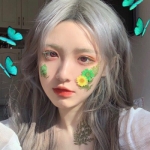 2024有点可爱又有点性感的女孩头像图片