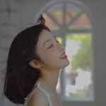 2024好看的高清女头干净清新图片