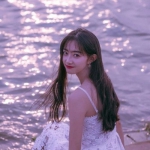 2024高清清新意境女头图片