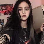 微信好看高清的女生欧美高冷头像图片