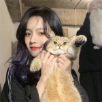 独特小众女生真人头像